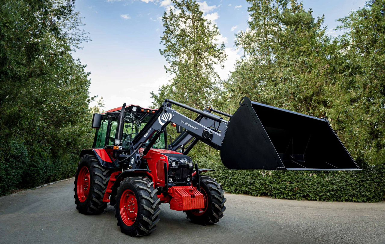 Сальсксельмаш TURS-1500 - Фронтальный погрузчик для трактора: фото 1 Сальсксельмаш TURS-1500 - Фронтальный погрузчик для трактора: фото 1