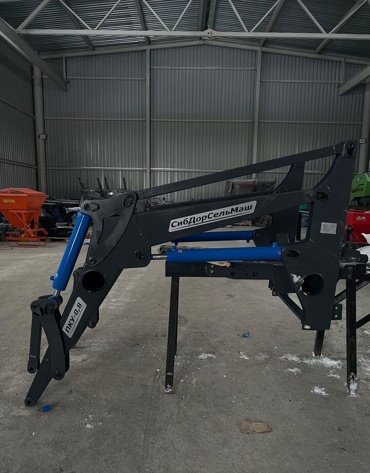 СибДорСельМаш ПКУ-0,8 - Фронтальный погрузчик для трактора: фото 2 СибДорСельМаш ПКУ-0,8 - Фронтальный погрузчик для трактора: фото 2