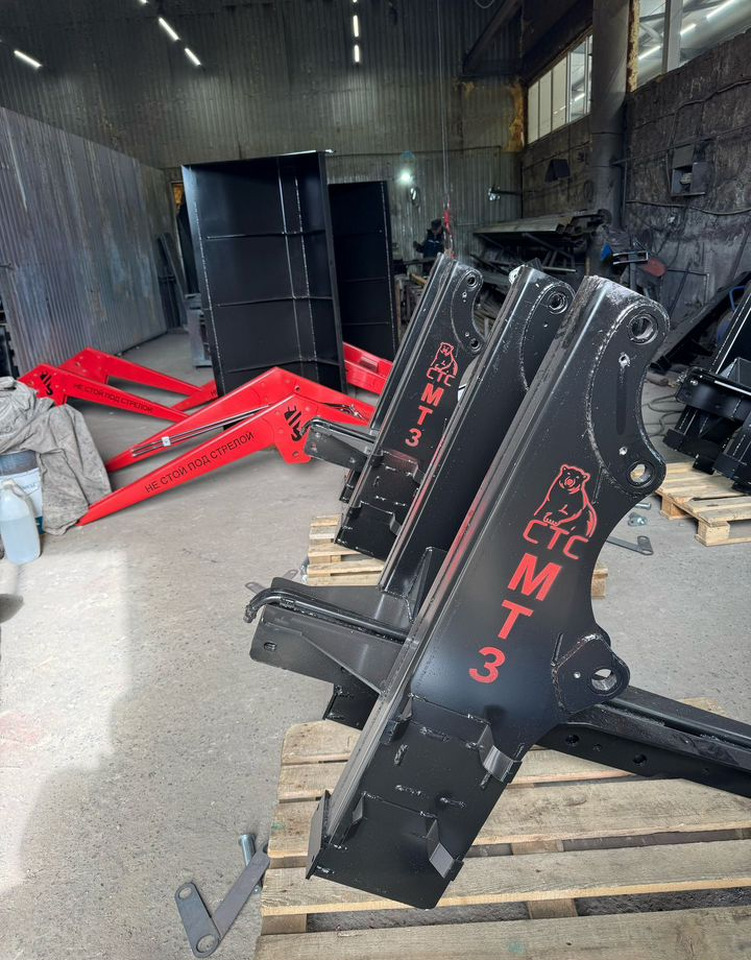 СибТрансСнаб ПКУ-0,9 - Фронтальный погрузчик для трактора: фото 3 СибТрансСнаб ПКУ-0,9 - Фронтальный погрузчик для трактора: фото 3