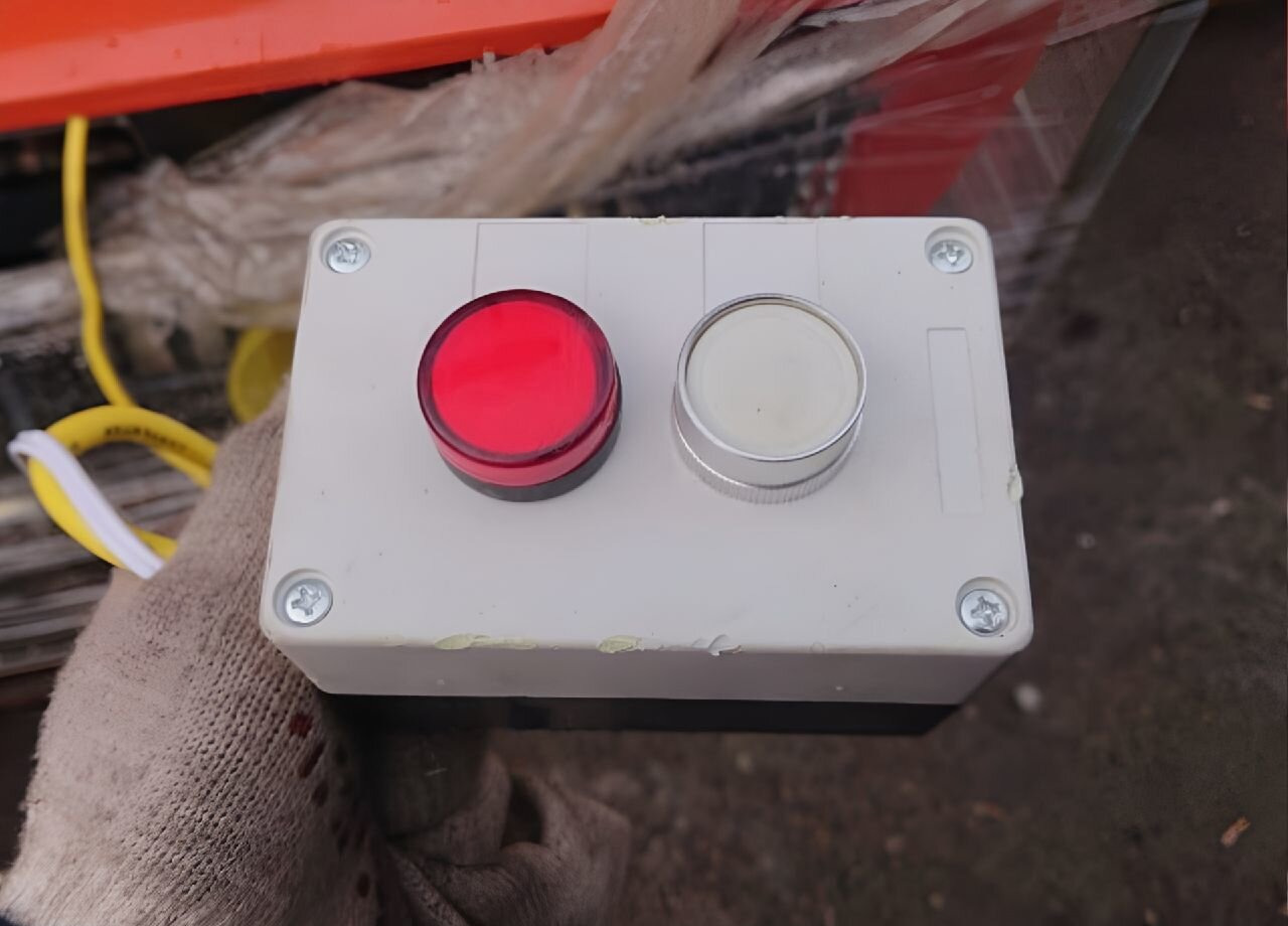 УРАЛЕЦ 0850 - Пресс-подборщик рулонный: фото 4 УРАЛЕЦ 0850 - Пресс-подборщик рулонный: фото 4