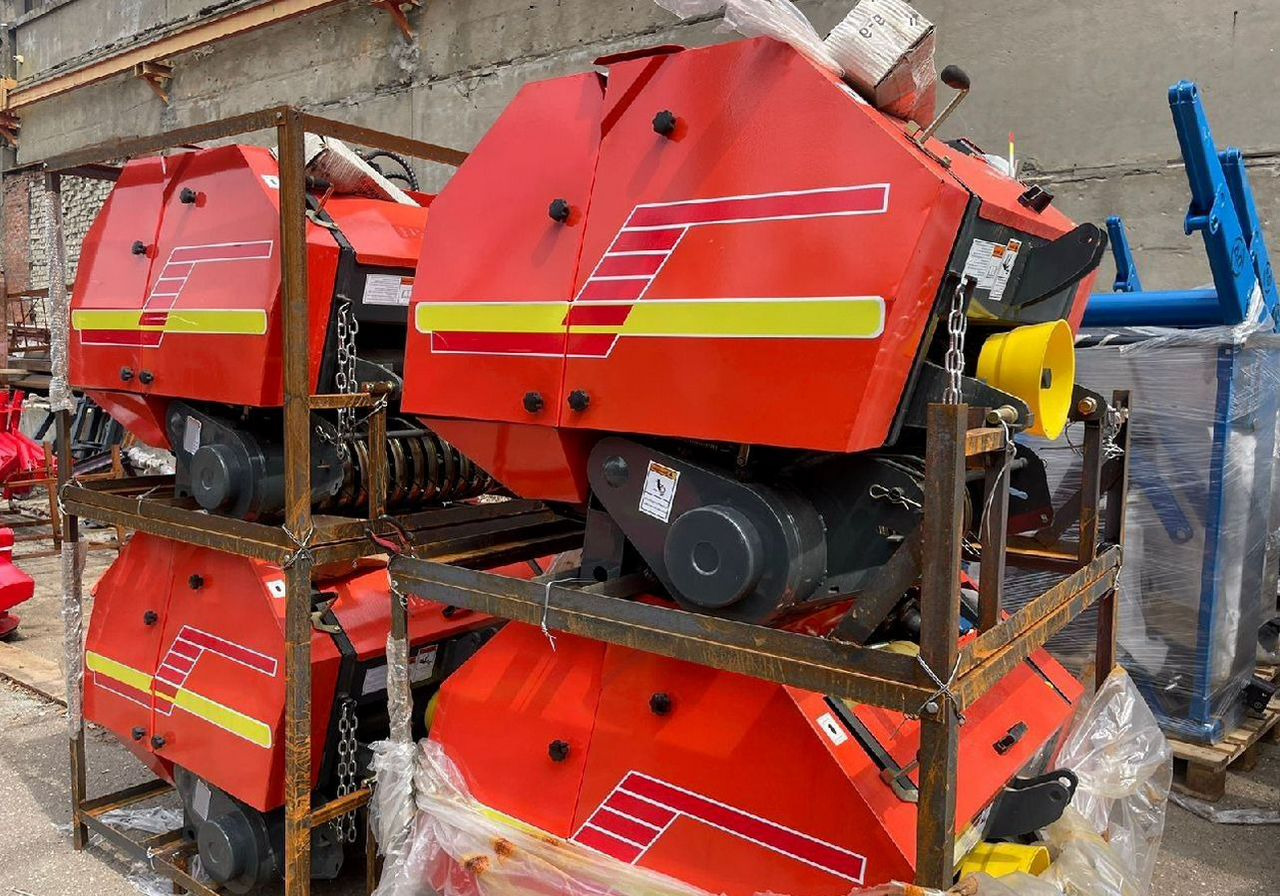 УРАЛЕЦ 870 - Пресс-подборщик рулонный: фото 1 УРАЛЕЦ 870 - Пресс-подборщик рулонный: фото 1