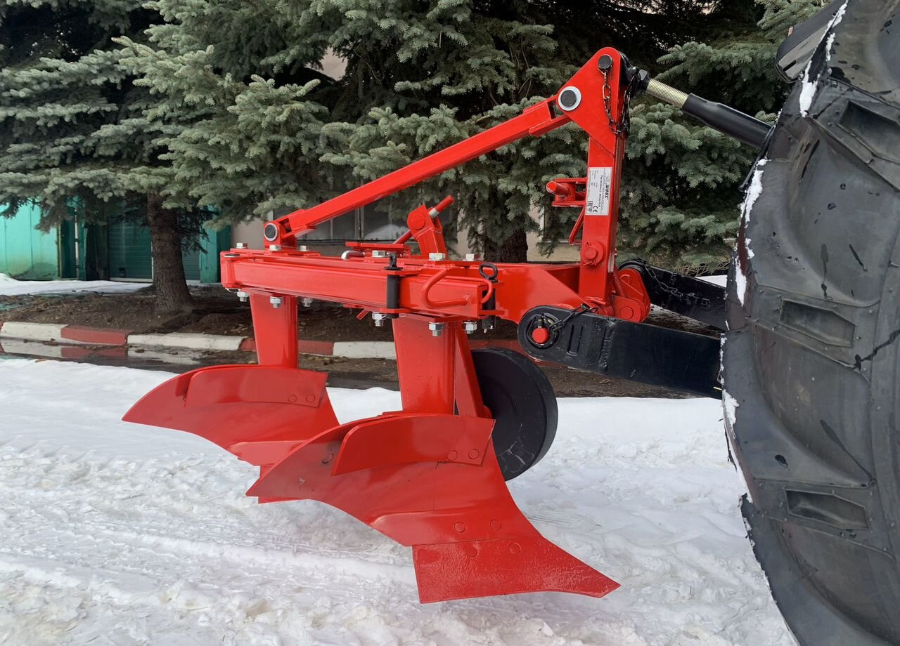 Wirax U018/3 - Плуг: фото 1 Wirax U018/3 - Плуг: фото 1