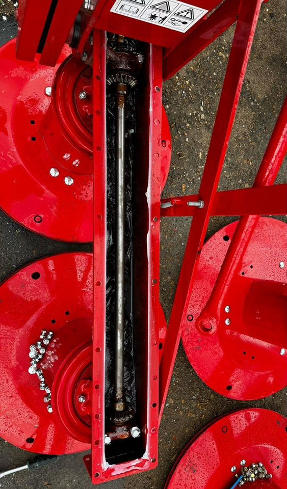 Wirax Z-069/1,85m - Косилка: фото 3 Wirax Z-069/1,85m - Косилка: фото 3