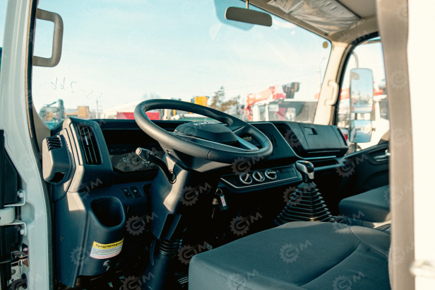 Новый Ассенизатор, илосос Ассенизатор (вакуумная машина) на шасси ISUZU ELF 4x2 EST7 дв 125KW бочка 6м3 насос XD-240: фото 14