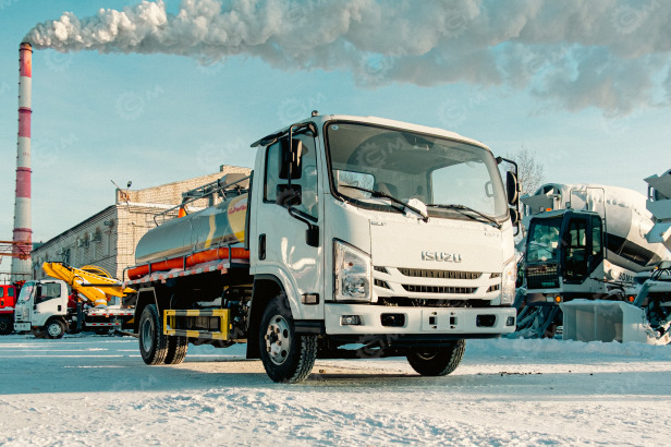 Новый Ассенизатор, илосос ISUZU ELF Ассенизатор (вакуумная машина) на шасси ISUZU 4x2 EST7 дв 125KW бочка 6м3 насос XD-240: фото 8