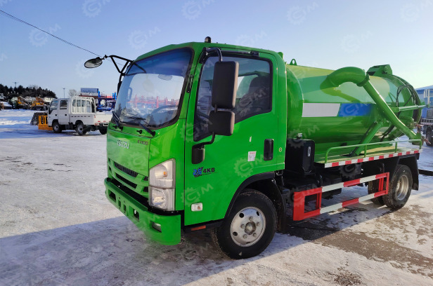 ISUZU ELF Илосос на шасси ISUZU 4x2 дв 96kw объем бочки 4,5м3 насос Weilong 50QZXDH-687000 68л/сек - Ассенизатор, илосос: фото 1 ISUZU ELF Илосос на шасси ISUZU 4x2 дв 96kw объем бочки 4,5м3 насос Weilong 50QZXDH-687000 68л/сек - Ассенизатор, илосос: фото 1