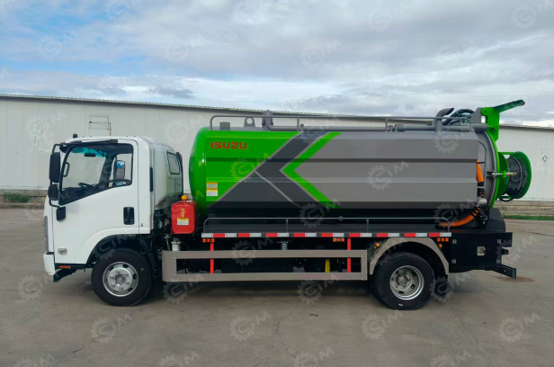 ISUZU ELF Илосос с размывом (каналопромывочная машина) на шасси ISUZU 4x2 дв 139kw бочка для сточных вод 5м³, чистой воды 3 м³ насос SK-15 лист нержавейки, 2 крана диаметром 100 - Ассенизатор, илосос: фото 2 ISUZU ELF Илосос с размывом (каналопромывочная машина) на шасси ISUZU 4x2 дв 139kw бочка для сточных вод 5м³, чистой воды 3 м³ насос SK-15 лист нержавейки, 2 крана диаметром 100 - Ассенизатор, илосос: фото 2