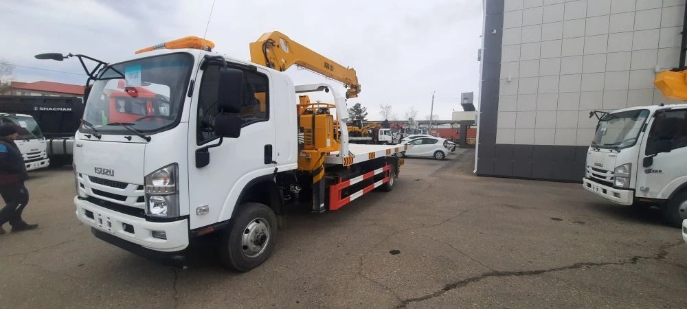 ISUZU Эвакуатор на шасси ISUZU 4x4 дв 139kw кабина со спальником, КМУ XCMG SQS125-4 гп 5т, сдвижная платформа, лебедка, корзина, задние аутригеры, бриль, радиостанция, сигнальный маяк на крыше кабины. - Эвакуатор: фото 3 ISUZU Эвакуатор на шасси ISUZU 4x4 дв 139kw кабина со спальником, КМУ XCMG SQS125-4 гп 5т, сдвижная платформа, лебедка, корзина, задние аутригеры, бриль, радиостанция, сигнальный маяк на крыше кабины. - Эвакуатор: фото 3