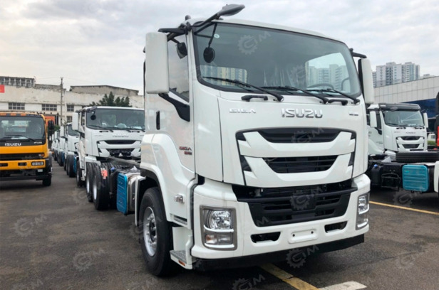 ISUZU GIGA Илосос с размывом (каналопромывочная машина) на шасси ISUZU 6x4 дв 221kw бочка для сточных вод 13м³ чистой воды 7м³ насос SK-30 - Ассенизатор, илосос: фото 2 ISUZU GIGA Илосос с размывом (каналопромывочная машина) на шасси ISUZU 6x4 дв 221kw бочка для сточных вод 13м³ чистой воды 7м³ насос SK-30 - Ассенизатор, илосос: фото 2