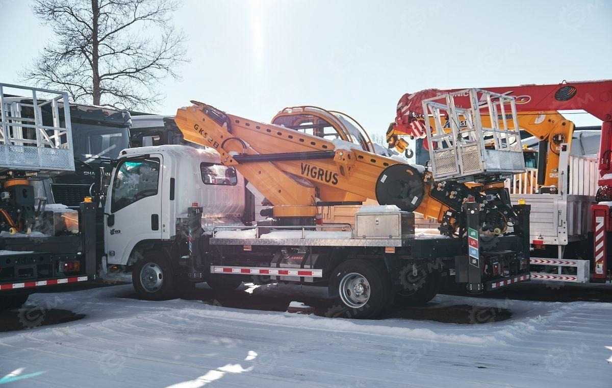 Новый Автовышка Isuzu Elf: фото 9 Новый Автовышка Isuzu Elf: фото 9