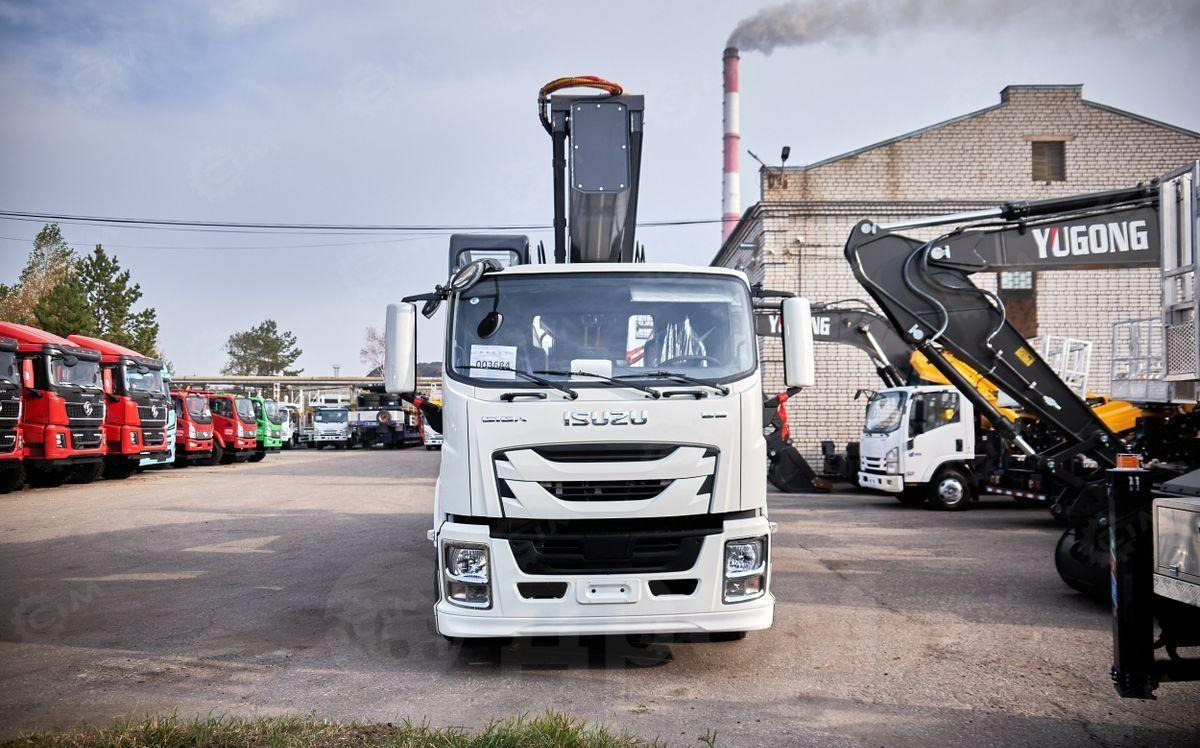 Isuzu Giga - Грузовик с подъемником: фото 3 Isuzu Giga - Грузовик с подъемником: фото 3