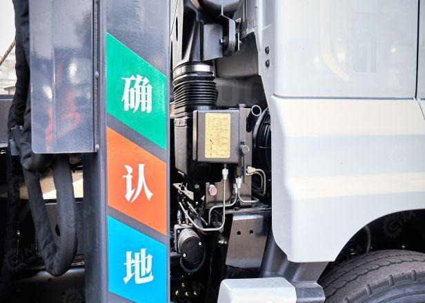 Новый Грузовик с подъемником Isuzu Giga: фото 10