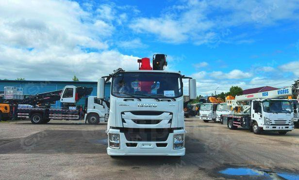 Isuzu Giga - Автоманипулятор: фото 2 Isuzu Giga - Автоманипулятор: фото 2