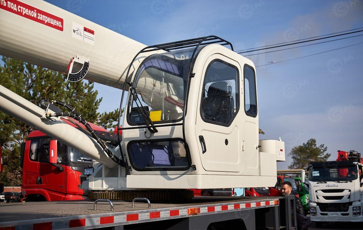 Isuzu Giga - Автокран: фото 5 Isuzu Giga - Автокран: фото 5