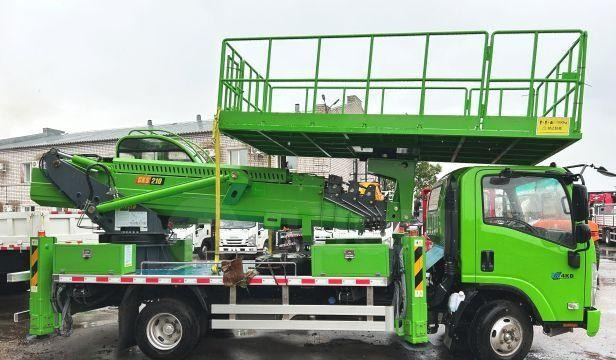 Isuzu KV100P - Грузовик с подъемником: фото 4 Isuzu KV100P - Грузовик с подъемником: фото 4