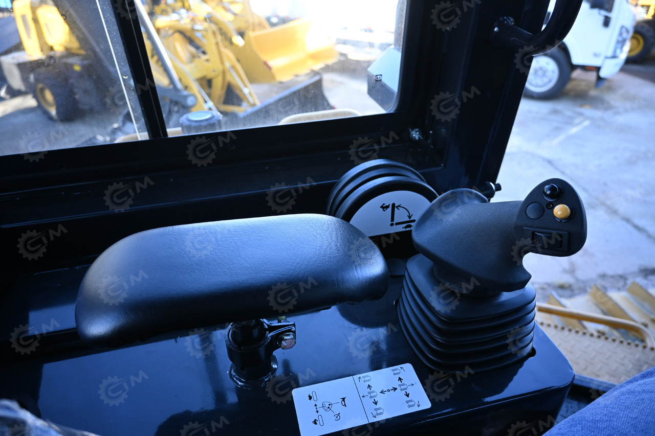Новый Бульдозер SEM Бульдозер SEM 824F одностоечный рыхлитель, предпусковой подогреватель двигателя, сепаратор: фото 21