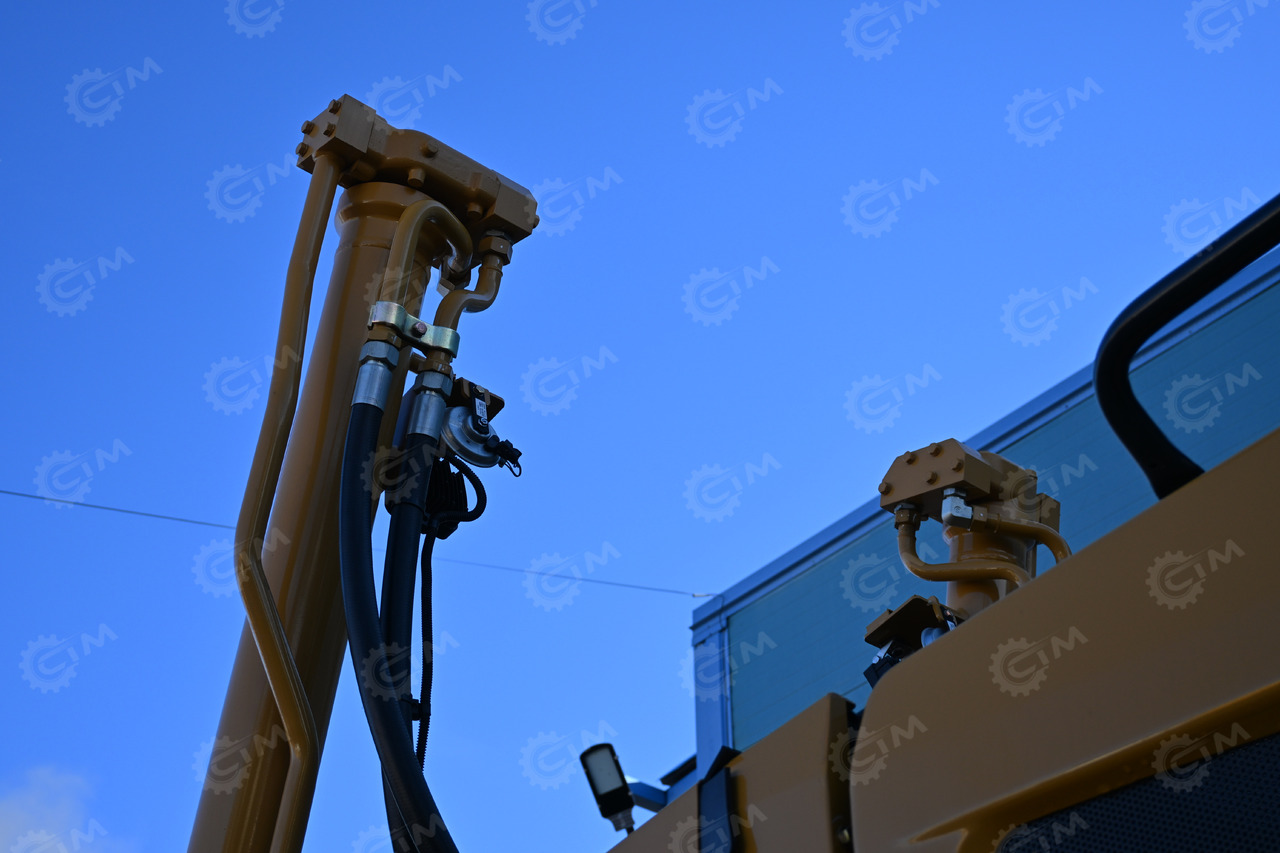 Новый Бульдозер SEM Бульдозер SEM 824F одностоечный рыхлитель, предпусковой подогреватель двигателя, сепаратор: фото 13