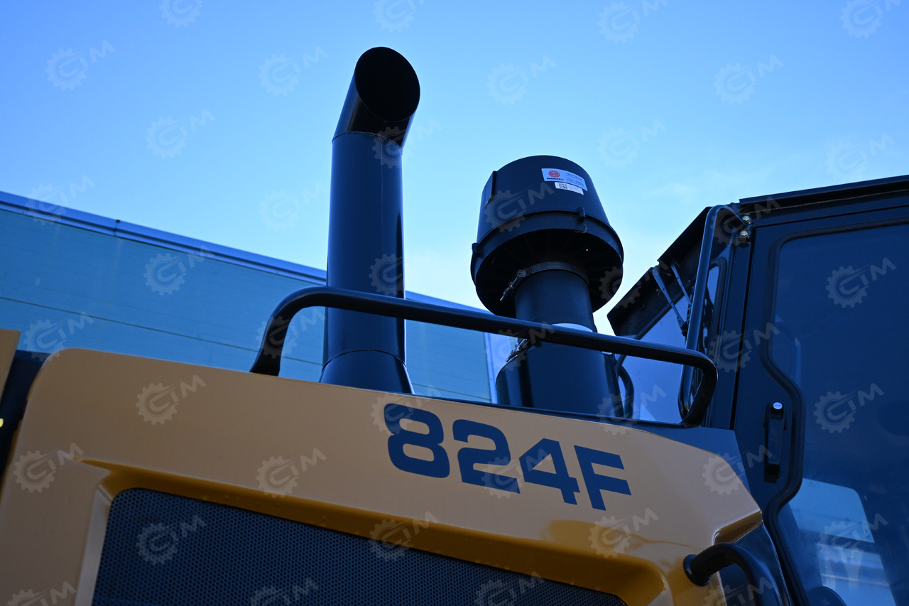 Новый Бульдозер SEM Бульдозер SEM 824F одностоечный рыхлитель, предпусковой подогреватель двигателя, сепаратор: фото 26