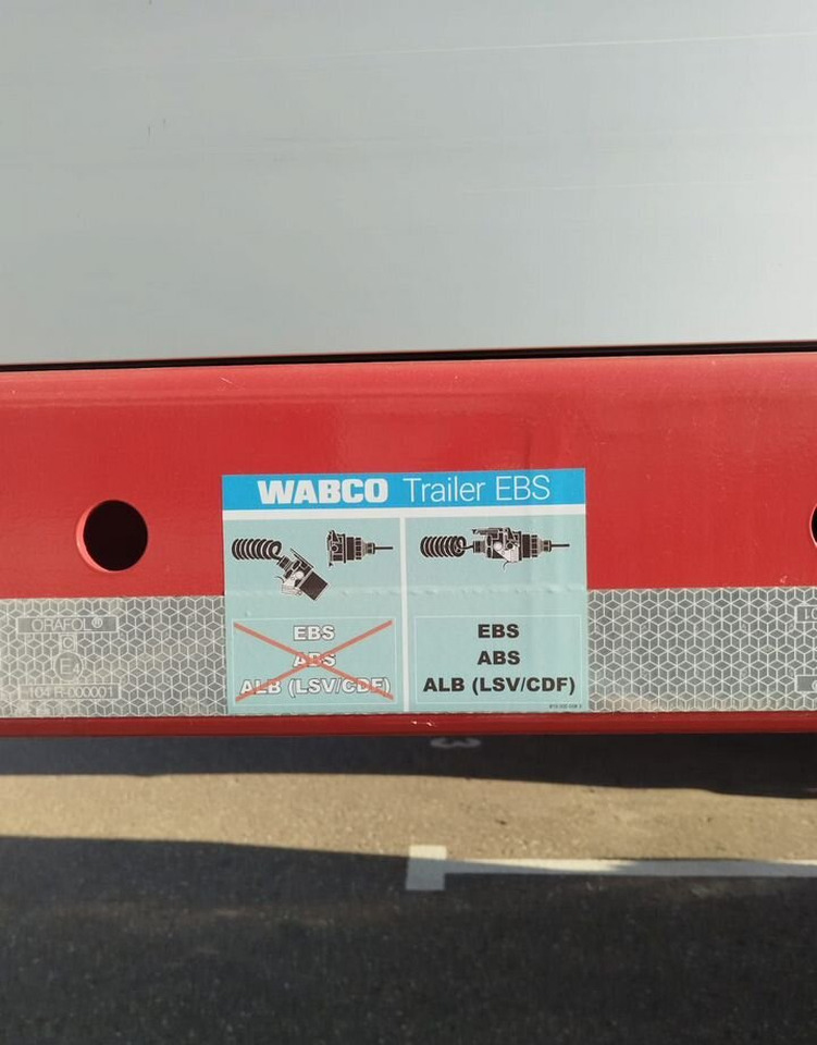 Тверьстроймаш 993941 - Низкорамный полуприцеп: фото 4 Тверьстроймаш 993941 - Низкорамный полуприцеп: фото 4