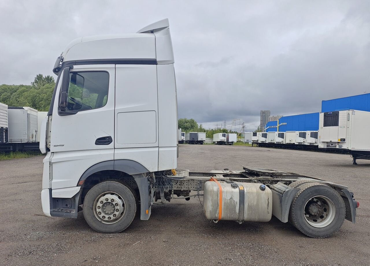 Mercedes-Benz Actros - Тягач: фото 3 Mercedes-Benz Actros - Тягач: фото 3