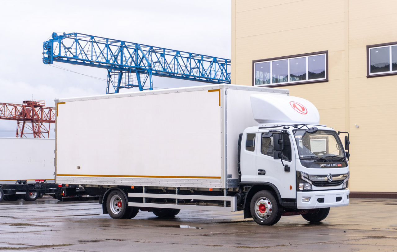 Dongfeng C120L - Грузовик с закрытым кузовом: фото 1 Dongfeng C120L - Грузовик с закрытым кузовом: фото 1