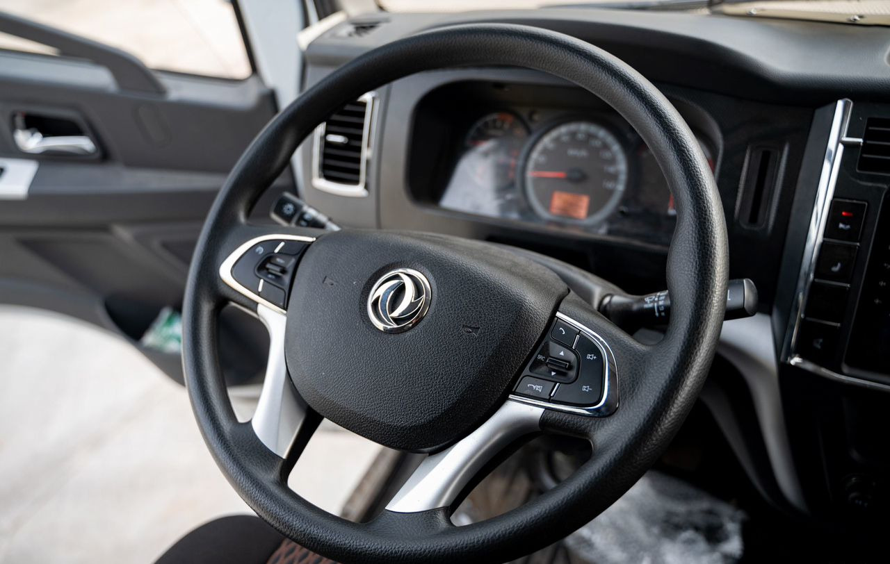 Новый Грузовик с закрытым кузовом Dongfeng C120L: фото 9