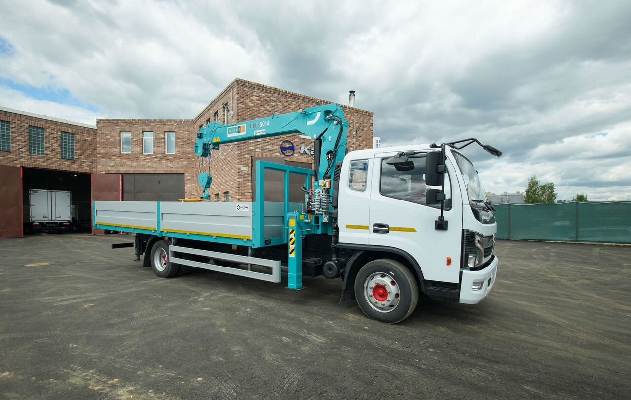 Dongfeng C120L - Грузовик бортовой/ Платформа, Автоманипулятор: фото 1 Dongfeng C120L - Грузовик бортовой/ Платформа, Автоманипулятор: фото 1