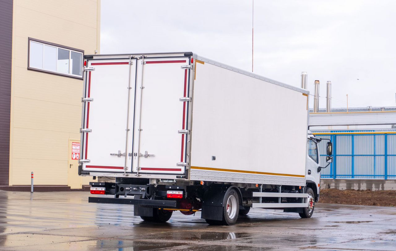 Новый Грузовик с закрытым кузовом Dongfeng C120L: фото 12