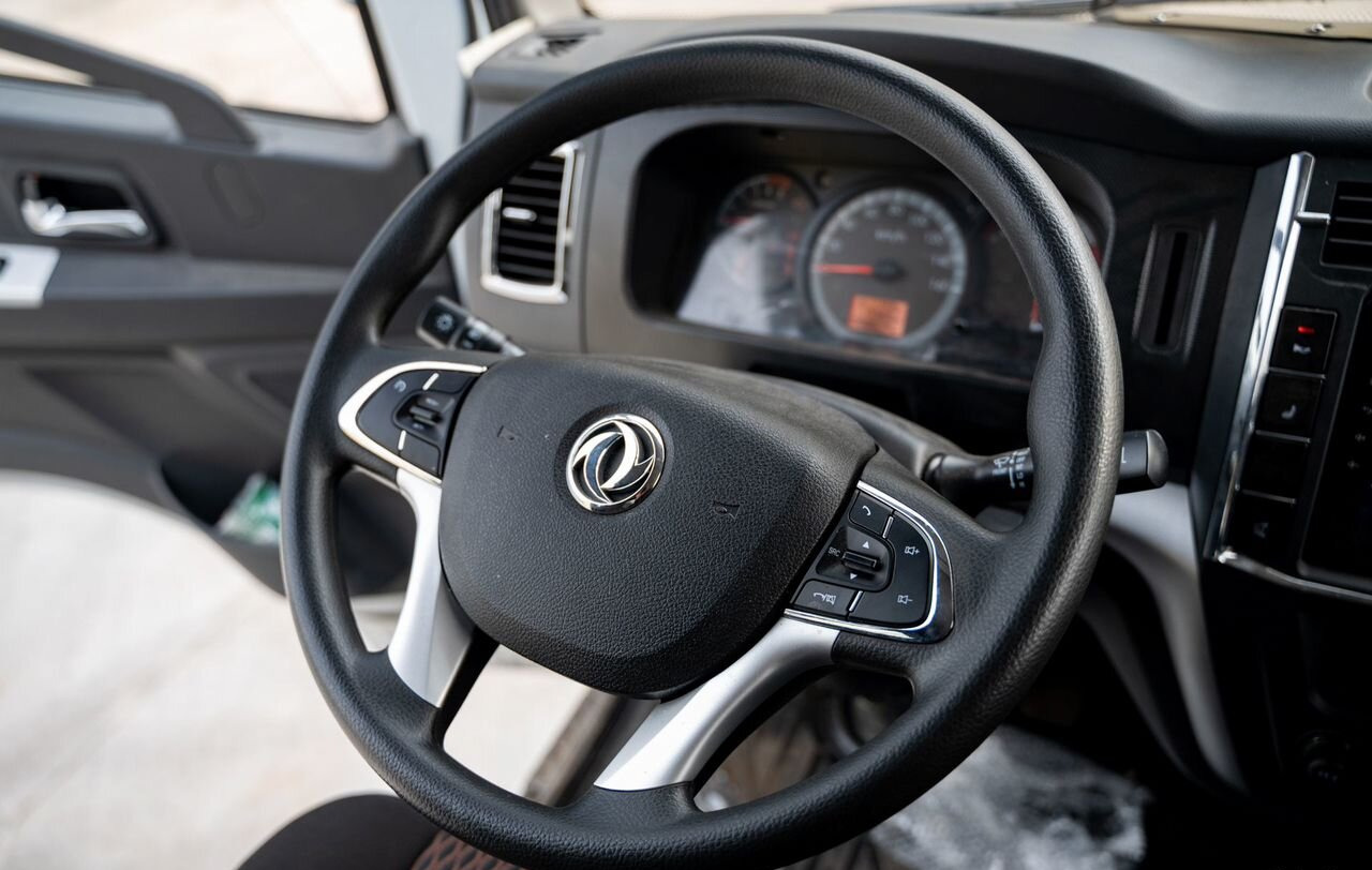 Новый Грузовик с закрытым кузовом Dongfeng C120M: фото 8