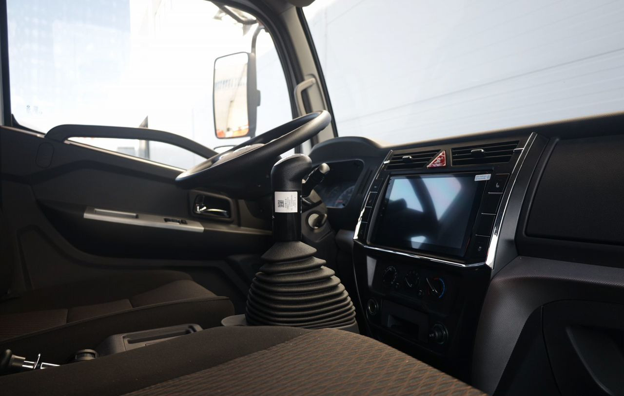 Новый Грузовик с цистерной Dongfeng C120S: фото 12