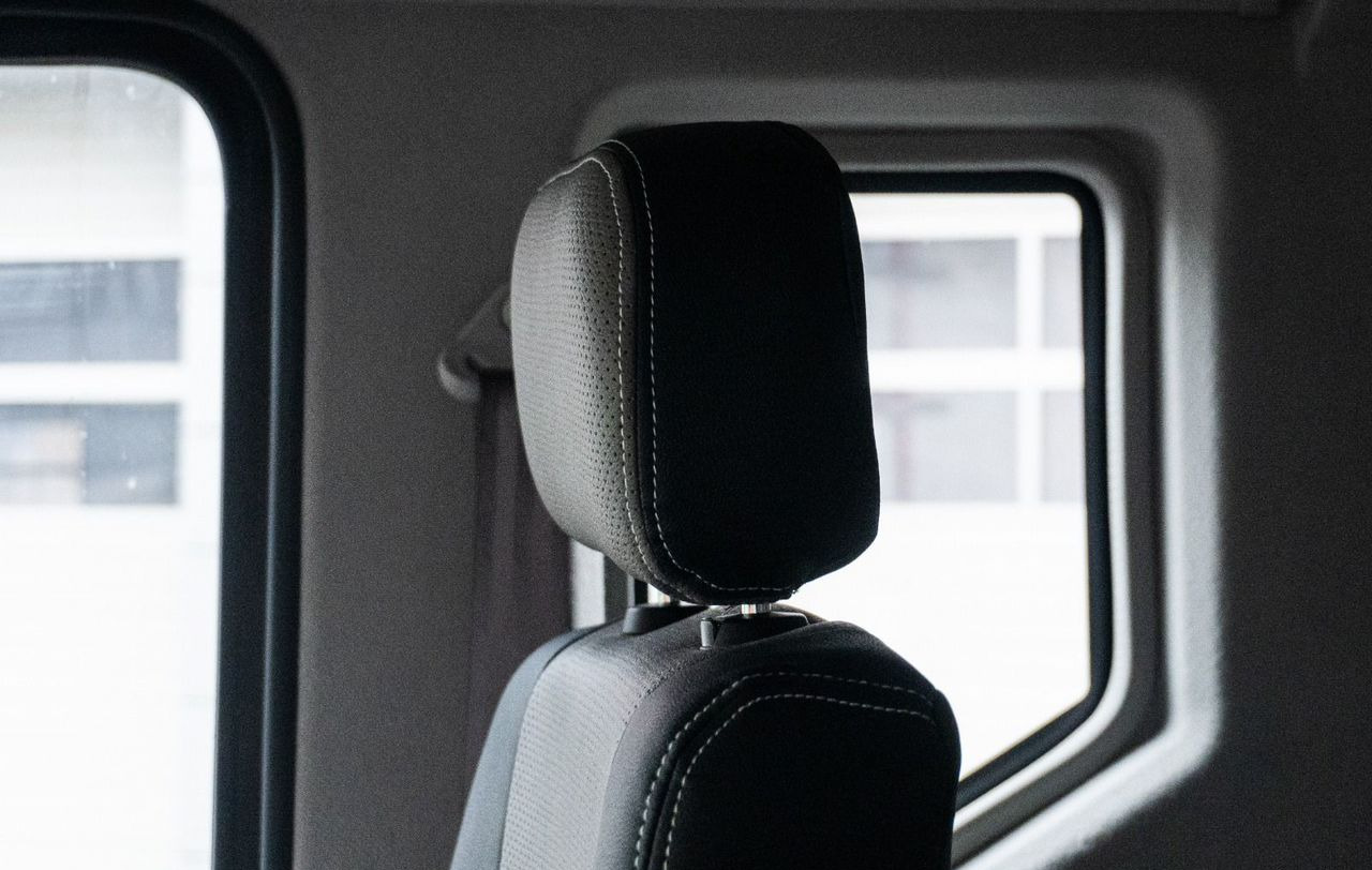 Dongfeng C180N - Грузовик бортовой/ Платформа, Автоманипулятор: фото 2 Dongfeng C180N - Грузовик бортовой/ Платформа, Автоманипулятор: фото 2