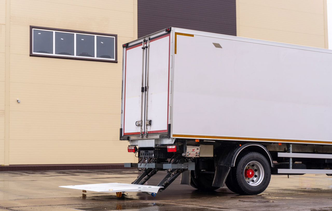 Dongfeng C180N - Рефрижератор: фото 4 Dongfeng C180N - Рефрижератор: фото 4