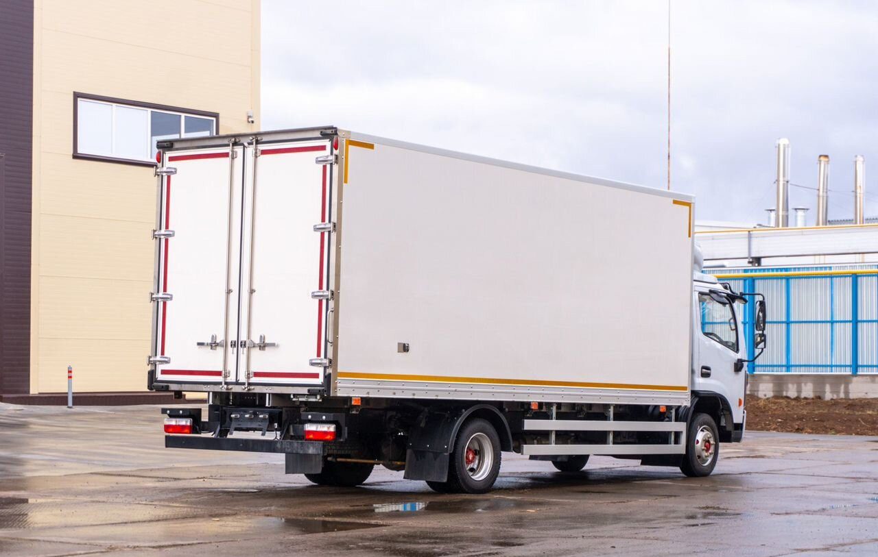 Новый Грузовик с закрытым кузовом Dongfeng DF C80L: фото 8 Новый Грузовик с закрытым кузовом Dongfeng DF C80L: фото 8