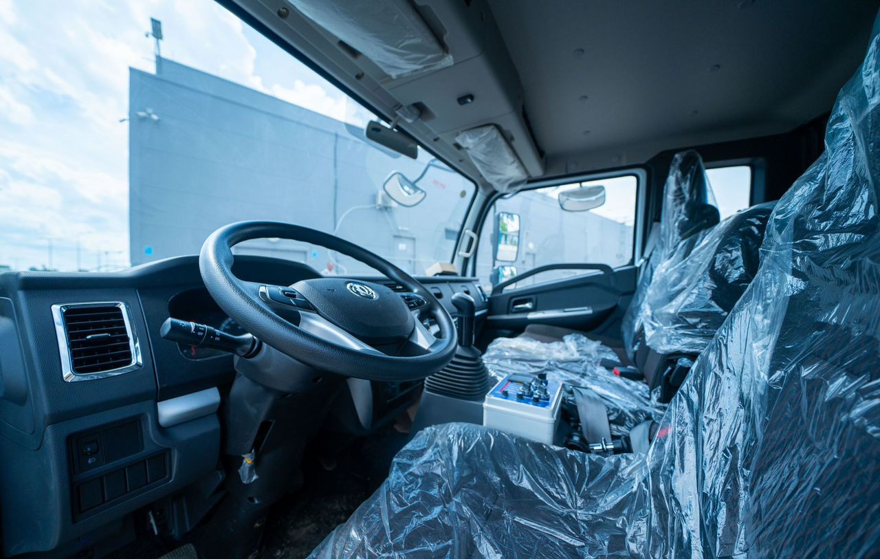 Новый Мусоровоз Dongfeng DFA 1065-C: фото 9