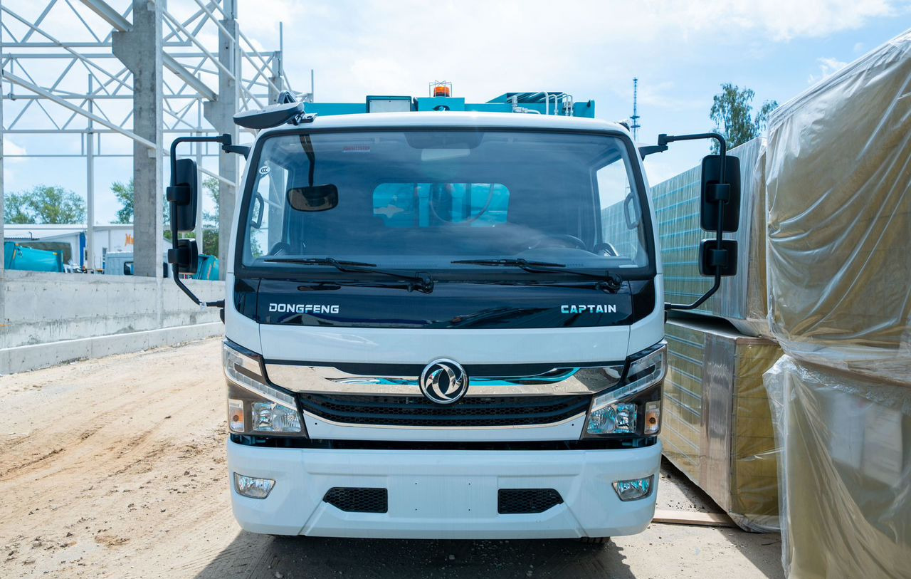 Dongfeng DFA 1065-C - Мусоровоз: фото 3 Dongfeng DFA 1065-C - Мусоровоз: фото 3