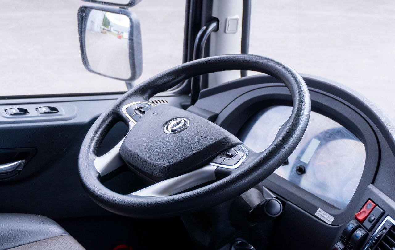 Dongfeng DFA 1065-C - Мусоровоз: фото 4 Dongfeng DFA 1065-C - Мусоровоз: фото 4