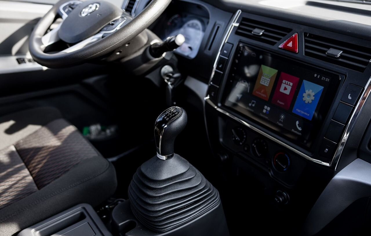 Dongfeng Z80L - Грузовик бортовой/ Платформа, Автоманипулятор: фото 4 Dongfeng Z80L - Грузовик бортовой/ Платформа, Автоманипулятор: фото 4