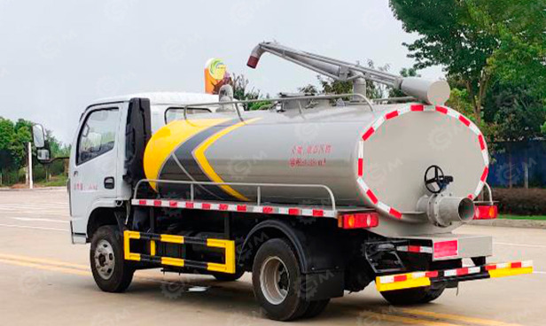 Ассенизатор (вакуумная машина) на шасси ISUZU 4x2 700P дв. 151KW бочка 4м3 насос XD-240 - Ассенизатор: фото 1 Ассенизатор (вакуумная машина) на шасси ISUZU 4x2 700P дв. 151KW бочка 4м3 насос XD-240 - Ассенизатор: фото 1