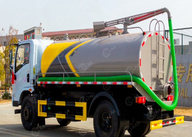 Ассенизатор (вакуумная машина) на шасси ISUZU 4x2 дв 139KW бочка 8м3 - Ассенизатор: фото 1 Ассенизатор (вакуумная машина) на шасси ISUZU 4x2 дв 139KW бочка 8м3 - Ассенизатор: фото 1