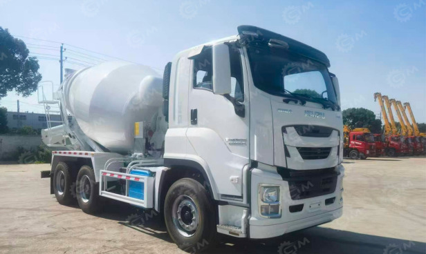 Автобетоносмеситель на шасси ISUZU 6х6 дв 279kw бочка 9 m³ - Автобетоносмеситель: фото 1 Автобетоносмеситель на шасси ISUZU 6х6 дв 279kw бочка 9 m³ - Автобетоносмеситель: фото 1