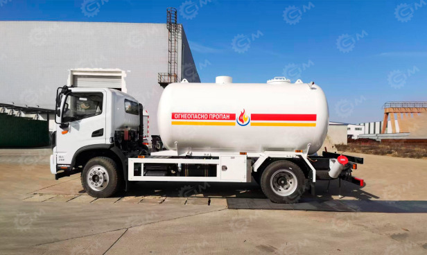 Автоцистерна на шасси ISUZU 4х2 дв 139kw для перевозки сжиженного газа (газовоз 12м3) насос, сч - Грузовик-цистерна: фото 1 Автоцистерна на шасси ISUZU 4х2 дв 139kw для перевозки сжиженного газа (газовоз 12м3) насос, сч - Грузовик-цистерна: фото 1