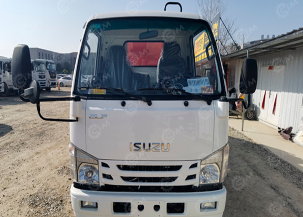 Автоцистерна на шасси ISUZU 4х2 дв 88kw для перевозки сжиженного газа (газовоз 6м3) - Грузовик с цистерной: фото 1 Автоцистерна на шасси ISUZU 4х2 дв 88kw для перевозки сжиженного газа (газовоз 6м3) - Грузовик с цистерной: фото 1