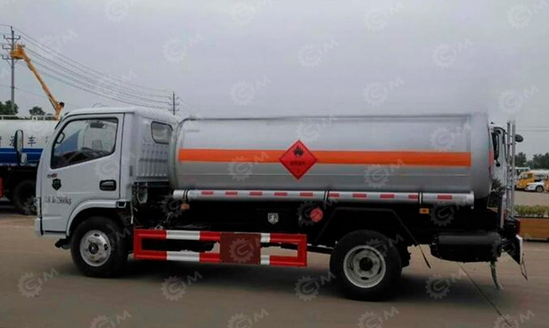 Автоцистерна на шасси ISUZU 4х2 дв 88kw для перевозки сжиженного газа (газовоз 6м3) насос, счет - Грузовик с цистерной: фото 1 Автоцистерна на шасси ISUZU 4х2 дв 88kw для перевозки сжиженного газа (газовоз 6м3) насос, счет - Грузовик с цистерной: фото 1