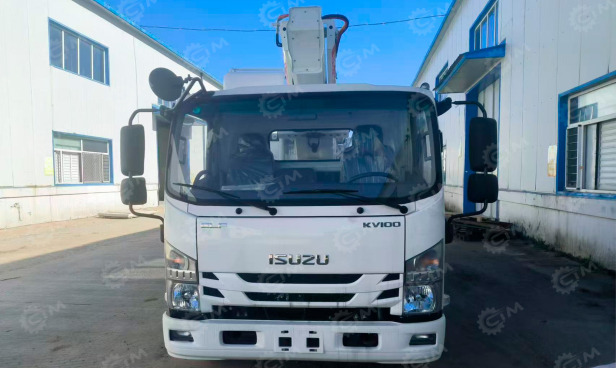 Автовышка WANBANG GKS33 на шасси ISUZU 4Х2 дв 87kw высота подъёма 33м двигатель 3.0л - Грузовик с подъемником: фото 1 Автовышка WANBANG GKS33 на шасси ISUZU 4Х2 дв 87kw высота подъёма 33м двигатель 3.0л - Грузовик с подъемником: фото 1