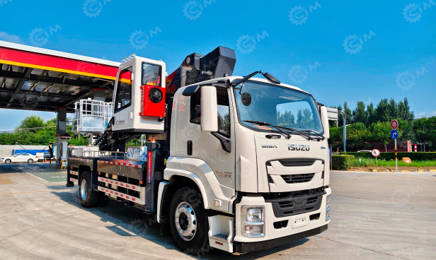Автовышка на шасси ISUZU 4Х2 дв 221Kw. высота подъёма 55м - Грузовик с подъемником: фото 1 Автовышка на шасси ISUZU 4Х2 дв 221Kw. высота подъёма 55м - Грузовик с подъемником: фото 1