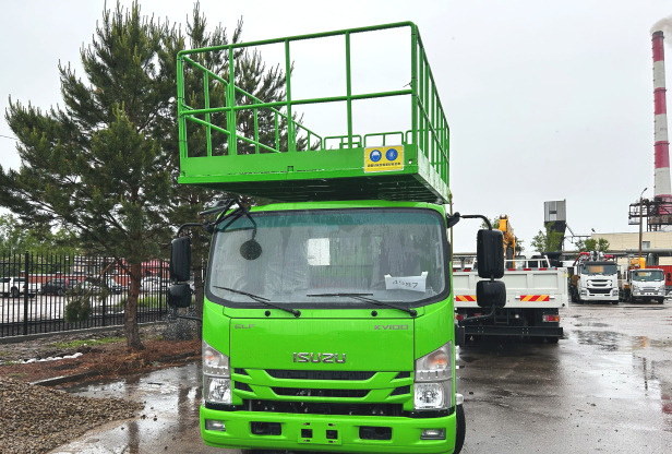Автовышка на шасси ISUZU 4Х2 дв 96 kw высота подъёма 21м люлька 2х4м гп 1 тонна - Грузовик с подъемником: фото 1 Автовышка на шасси ISUZU 4Х2 дв 96 kw высота подъёма 21м люлька 2х4м гп 1 тонна - Грузовик с подъемником: фото 1