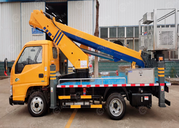 Автовышка на шасси ISUZU 4Х2 дв 96kw без кабины высота подъёма 15м - Грузовик с подъемником: фото 1 Автовышка на шасси ISUZU 4Х2 дв 96kw без кабины высота подъёма 15м - Грузовик с подъемником: фото 1