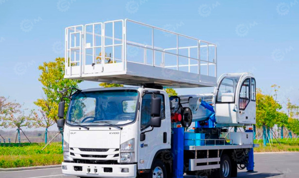 Автовышка на шасси ISUZU 4Х4 дв 96Kw высота подъёма 23м гп корзины 1 тонна - Грузовик с подъемником: фото 1 Автовышка на шасси ISUZU 4Х4 дв 96Kw высота подъёма 23м гп корзины 1 тонна - Грузовик с подъемником: фото 1