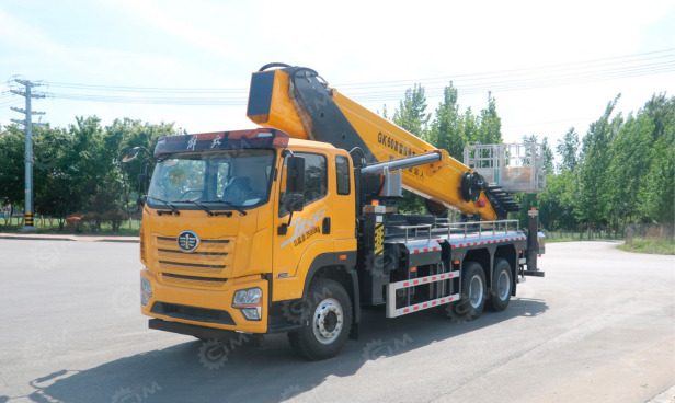 Автовышка на шасси ISUZU 6Х6 дв 221kw высота подъёма 60м - Грузовик с подъемником: фото 1 Автовышка на шасси ISUZU 6Х6 дв 221kw высота подъёма 60м - Грузовик с подъемником: фото 1