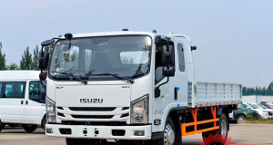 Бортовой грузовик ISUZU 4x2 дв 112kw кабина со спальным местом - Грузовик бортовой/ Платформа: фото 1 Бортовой грузовик ISUZU 4x2 дв 112kw кабина со спальным местом - Грузовик бортовой/ Платформа: фото 1